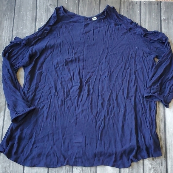 Old Navy Cold Shoulder Top Size 4XL - Picture 1 of 5